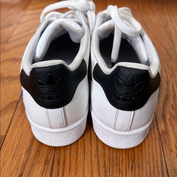 Adidas Superstar "J" Colorful Stripes Cloud White Sneaker Men's size 5 Women 6.5 - Picture 9 of 16